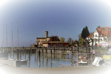 {short description of image}